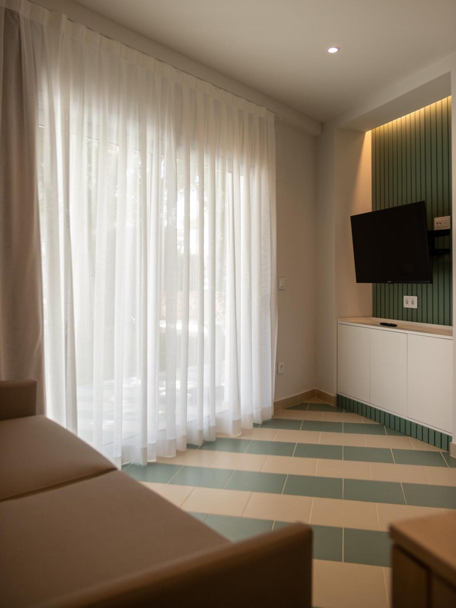 Apartamentos Sunway Arizona Сиджес Экстерьер фото