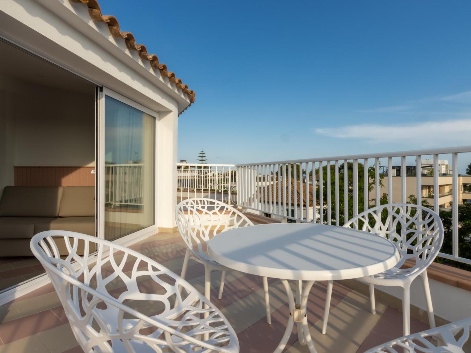 Apartamentos Sunway Arizona Сиджес Экстерьер фото