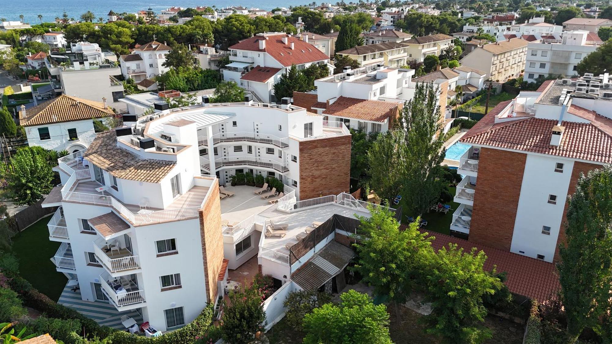 Apartamentos Sunway Arizona Сиджес Экстерьер фото